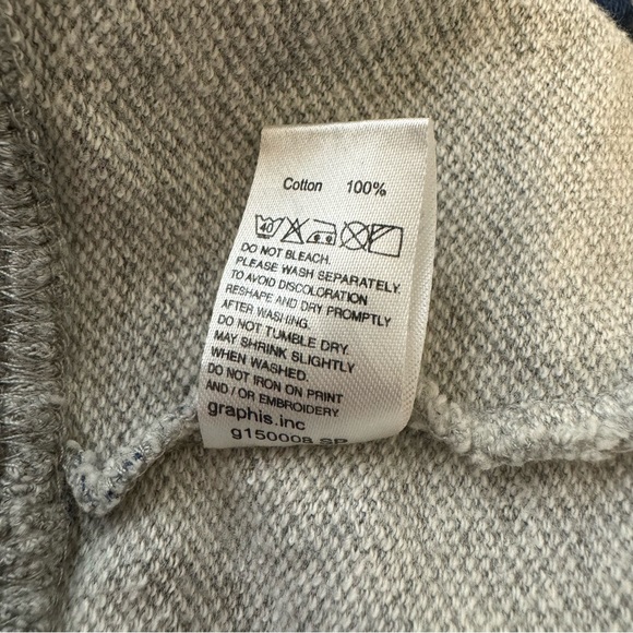 Women’s graphic print hoodie size small - Picture 3 of 8